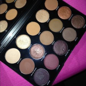 MORPHE Night Master Eyeshadow Palette